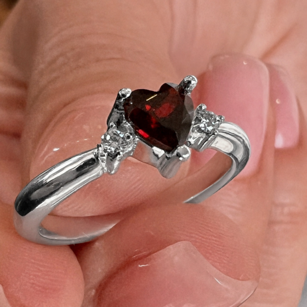 3563 Anillo Corazón Real
