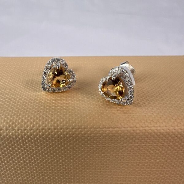 Aretes Corazón Dorado