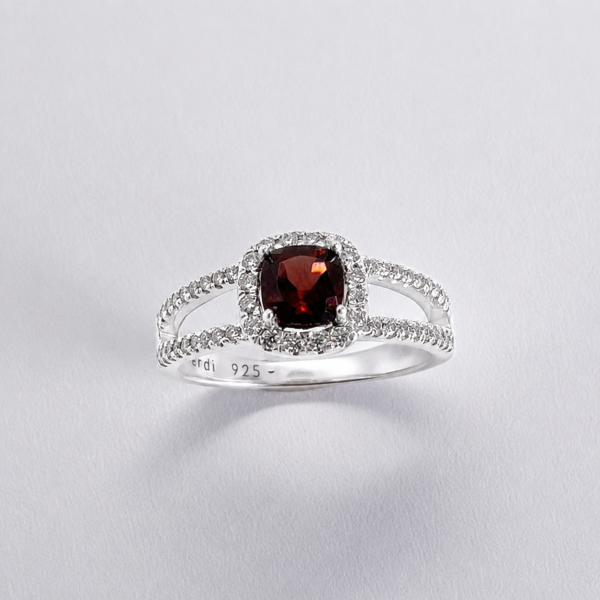 Anillo Corona Real