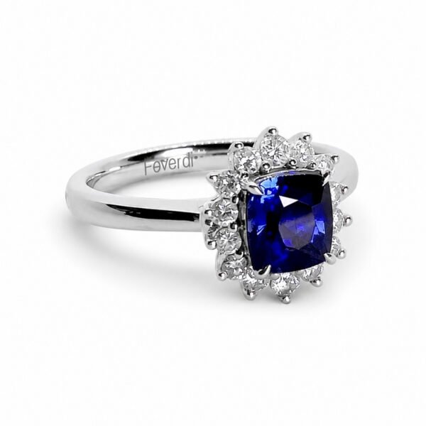 54 Anillo Zafiro Queen